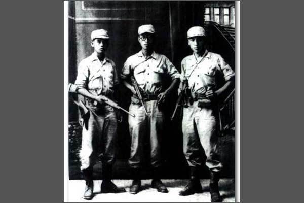 1945년 8월의 노능서, 김준엽, 장준하 (왼쪽부터), 퍼블릭 도메인