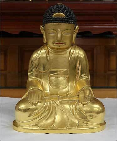 경상남도 문화재자료로 지정된 함양 금선사 석조여래좌상ⓒ금선사