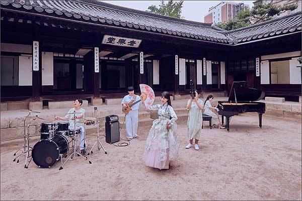 2022년도 국립국악원 국악인 사업에 참여한 '완전6도'의 뮤직비디오 촬영 모습