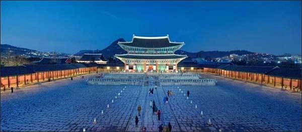 경복궁 근정전 야간 전경