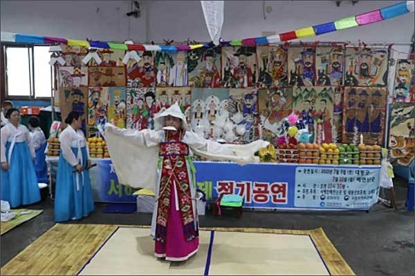 서해안배연신굿 및 대동굿