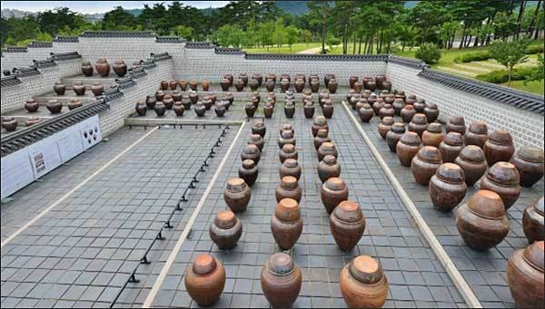 경복궁 장고 전경