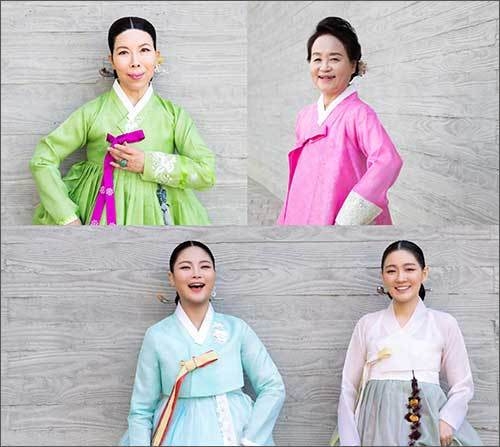 <strong>가곡 | 김영기ㆍ이재화(웃줄 왼쪽부터) / 시조 안정아(왼쪽)ㆍ장명서</strong>