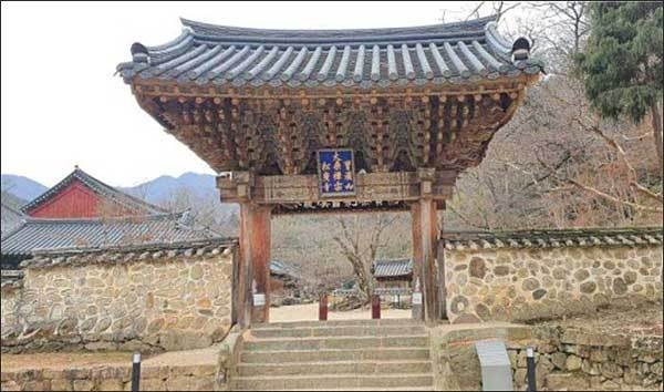 순천 송광사 일주문