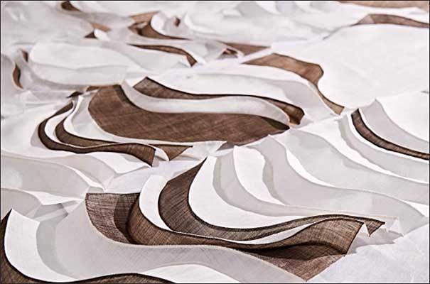 ‘인연因緣’_나와 인 (因) 1600×30000×30mm/ 모시, 옻칠