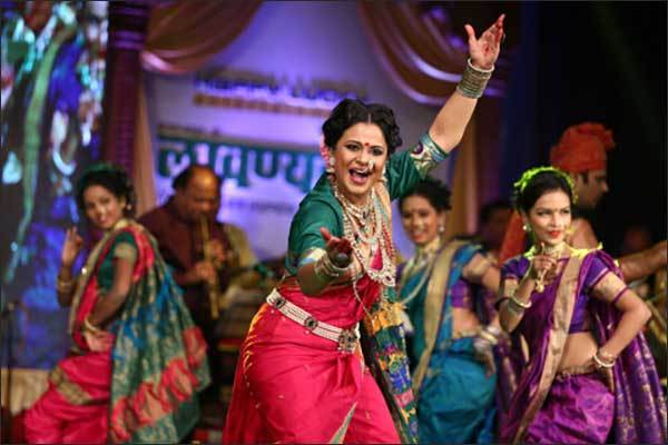 LAVANI, 아디티 바그와트(인도)
