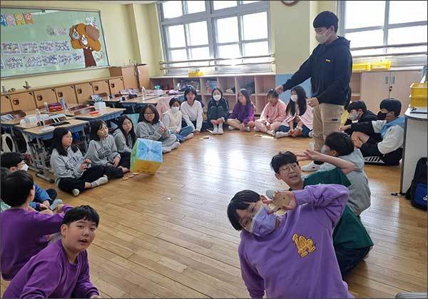 학교로 찾아가는 탄소중립 숲교육 행사 모습
