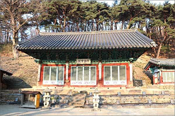 「서산 문수사 극락보전」 정면(앞)