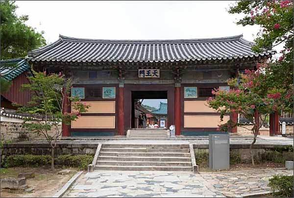 양산 통도사 천왕문