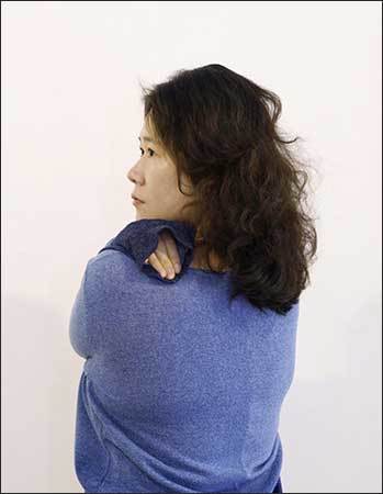 #03 김지연 _ <99명의 포옹> 이봉금. 2023