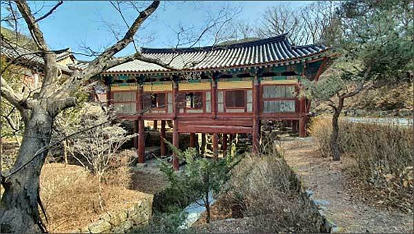의성 고운사 가운루