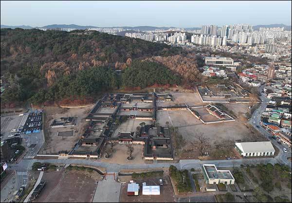 2단계 복원사업을 마친 화성행궁(2023년 12월 찍음