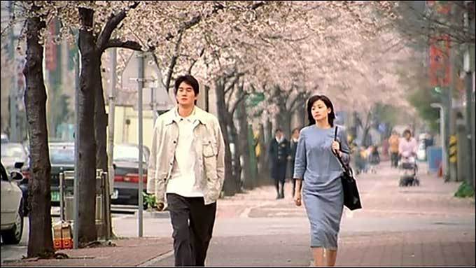 2001년 영화 <봄날은 간다> 화면 컷