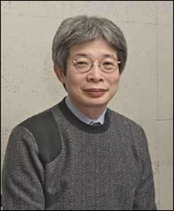 <S고원에서>의 극작가이자 연출가인 히라타 오리자