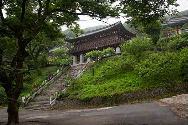 청계사 만세루