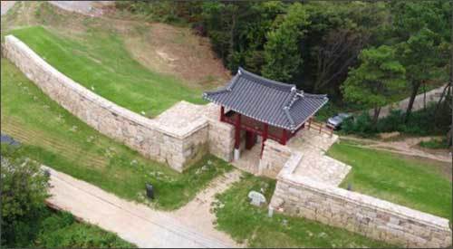 서천읍성 동문(복원)