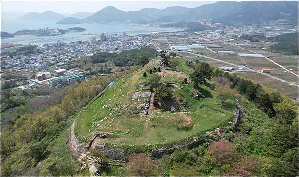 거제 수정산성 전경