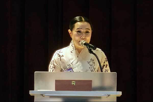 인사말을 하는 국악진흥회 송파지회 노은주 지회장