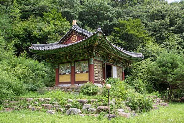 신라시대 김지장을 모신 전각