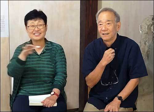 도다이쿠코 관장과 오오타 준이치 작가(왼쪽부터)