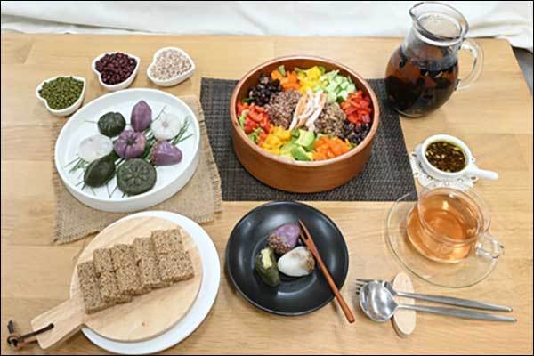 잡곡으로 만든 송편, 다식과 포케