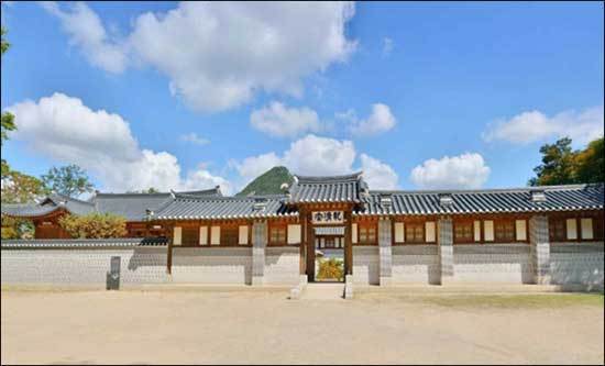 건청궁 전경