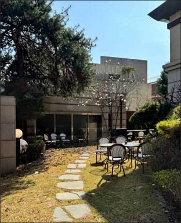 「서울 동교동 김대중 가옥」 경호동 및 마당(사무소 및 토지)