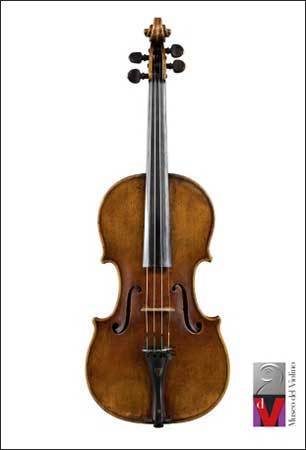 스트라디바리우스 베수비오, 1727년 | 나무, 금속 이탈리아 크레모나 바이올린박물관 소장