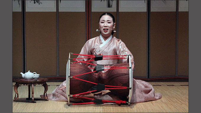 독백(獨白)으로 시작하던 노래, <제전(祭奠)>