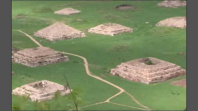 불한시사 합작시 47. 고구려 고분군(古墓群)